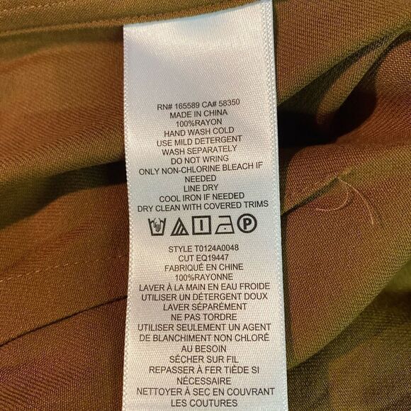 #229 EQUIPMENT FEMME Rayon Button Down Blouse - Picture 15 of 15